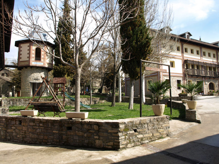 Centro de Vacaciones Morillo de Tou