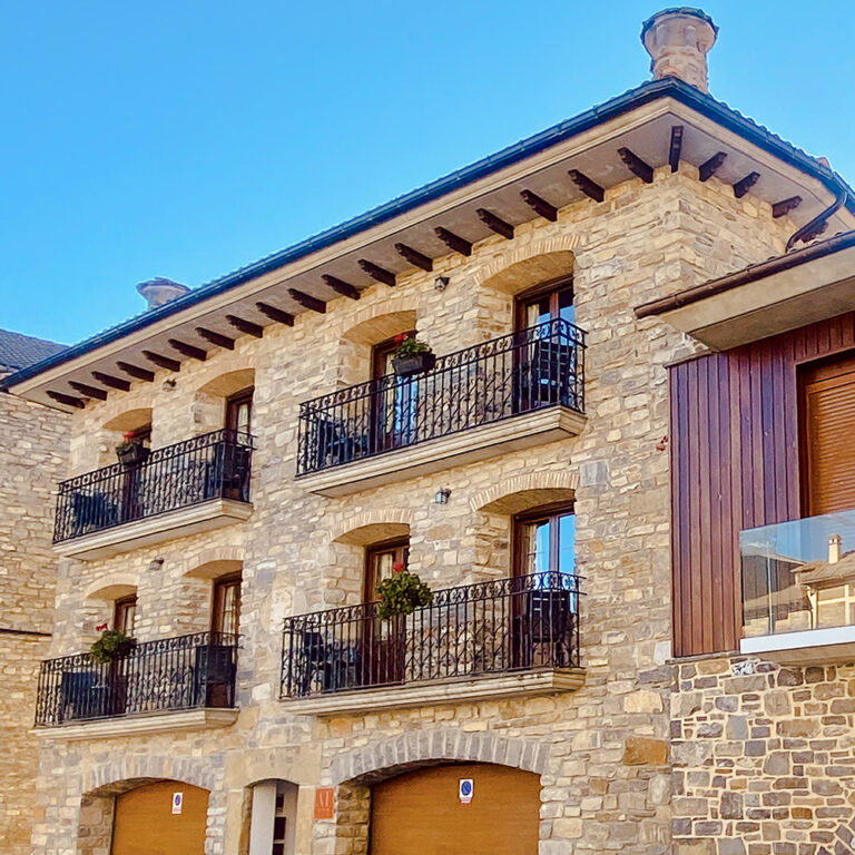 Apartamentos Turismo Rural Casa Alfós